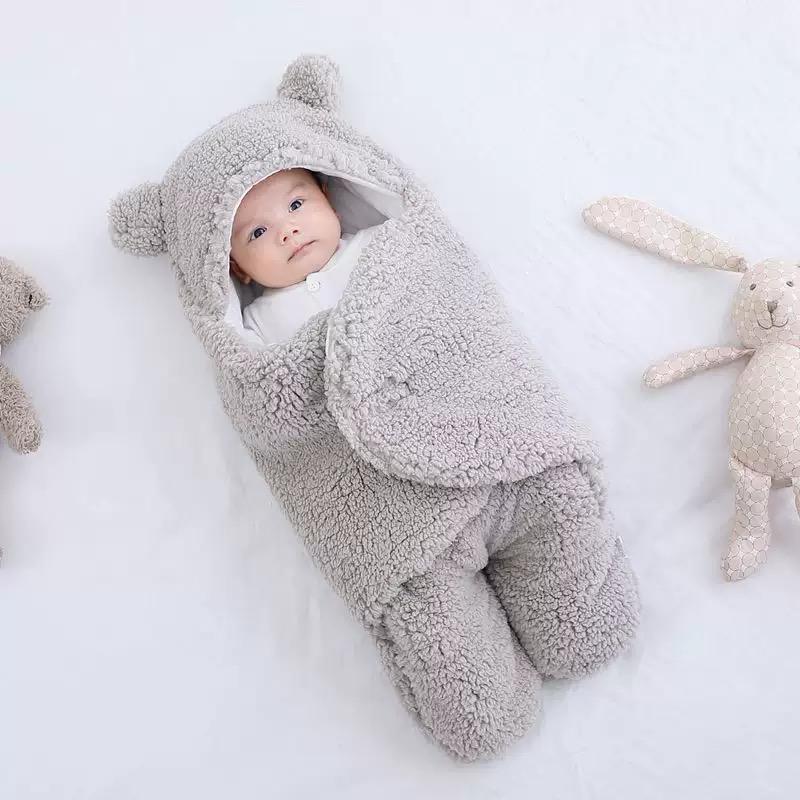 Newborn Swaddling Fleece – Soft & Cozy Comfort