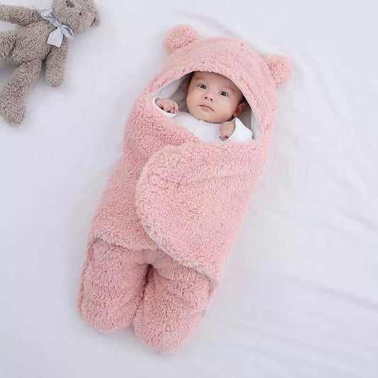 Newborn Swaddling Fleece – Soft & Cozy Comfort