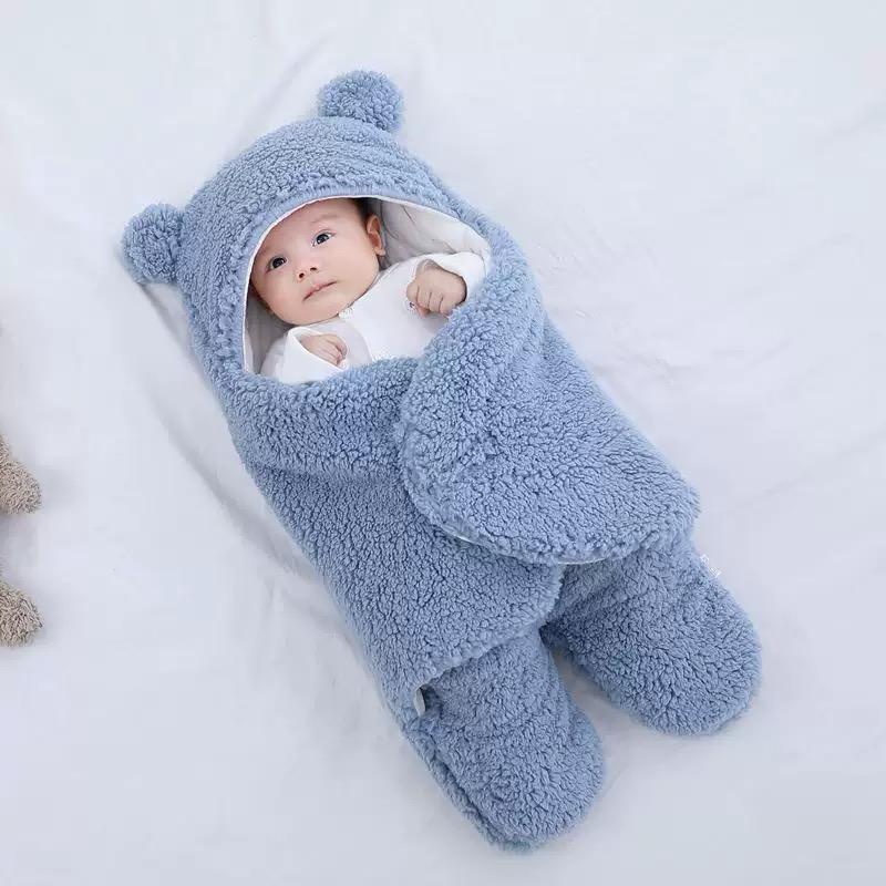 Newborn Swaddling Fleece – Soft & Cozy Comfort