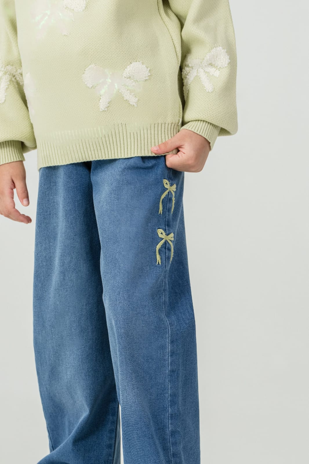 2-piece Fleece Set + Jeans